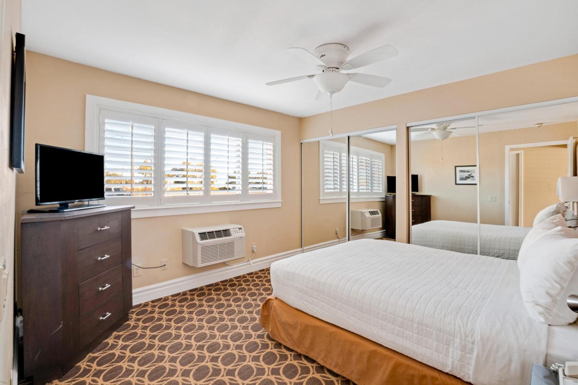 Marin Suites Hotel Corte Madera Esterno foto