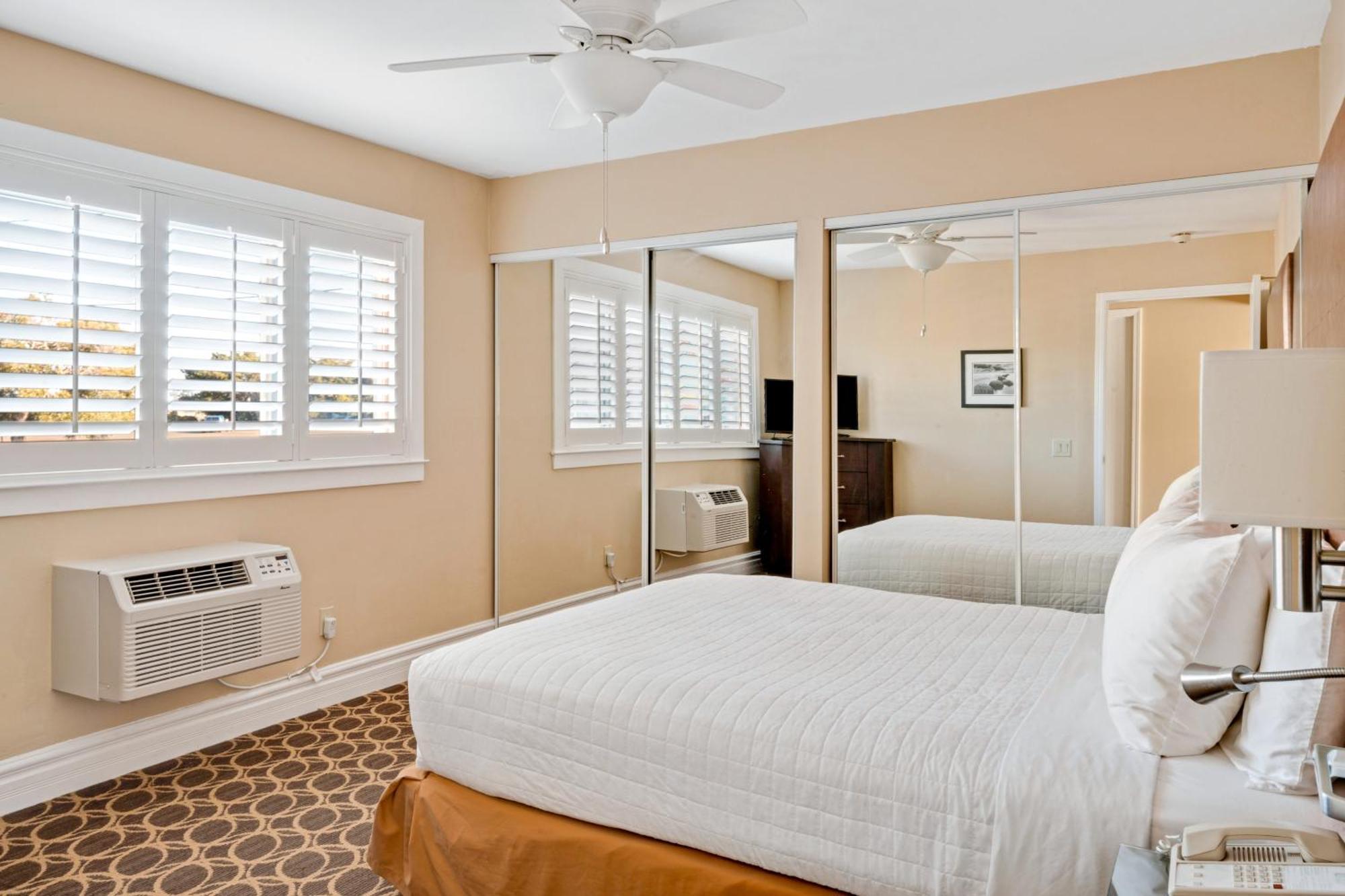 Marin Suites Hotel Corte Madera Esterno foto