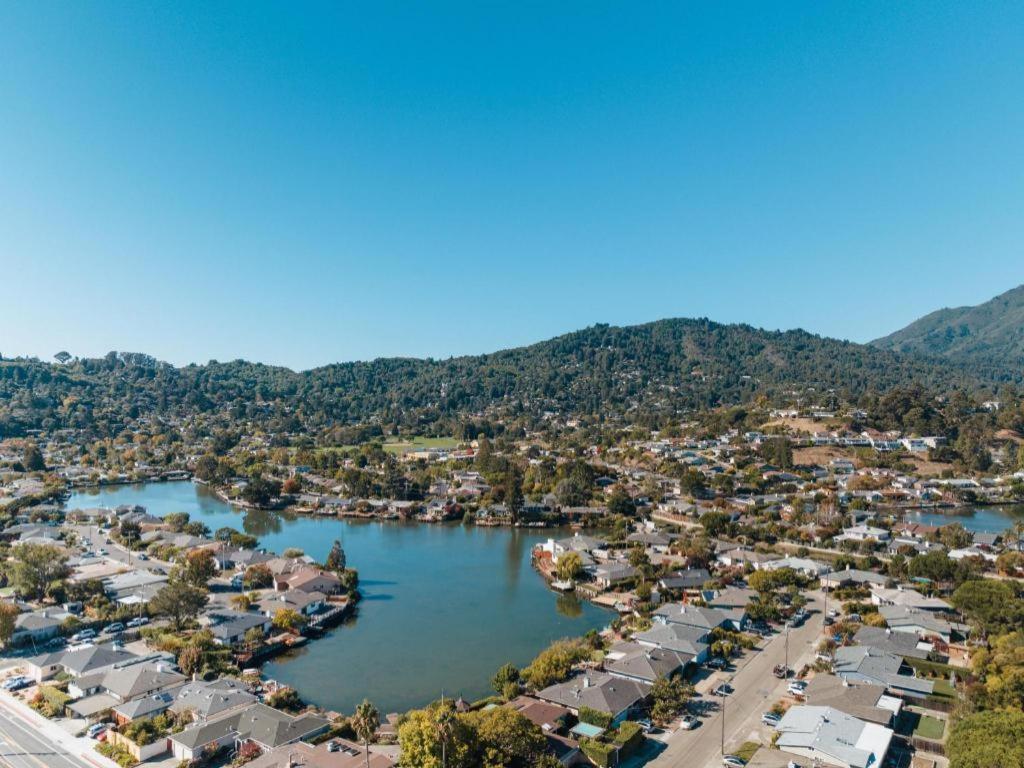Marin Suites Hotel Corte Madera Esterno foto
