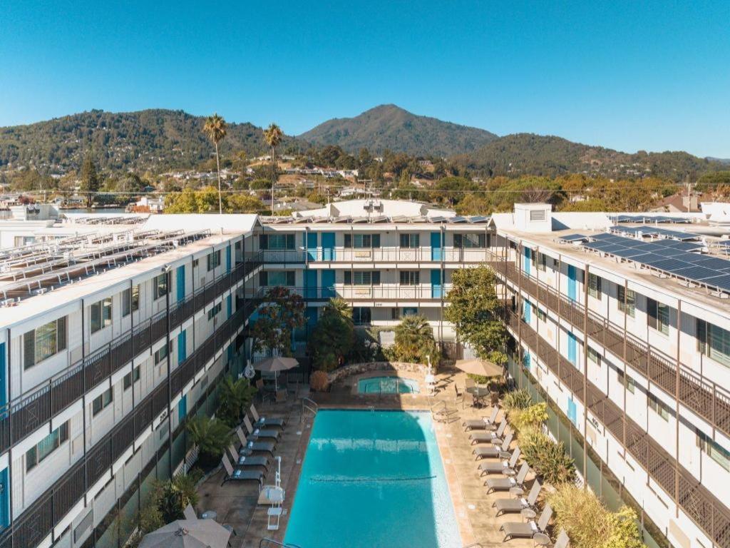 Marin Suites Hotel Corte Madera Esterno foto